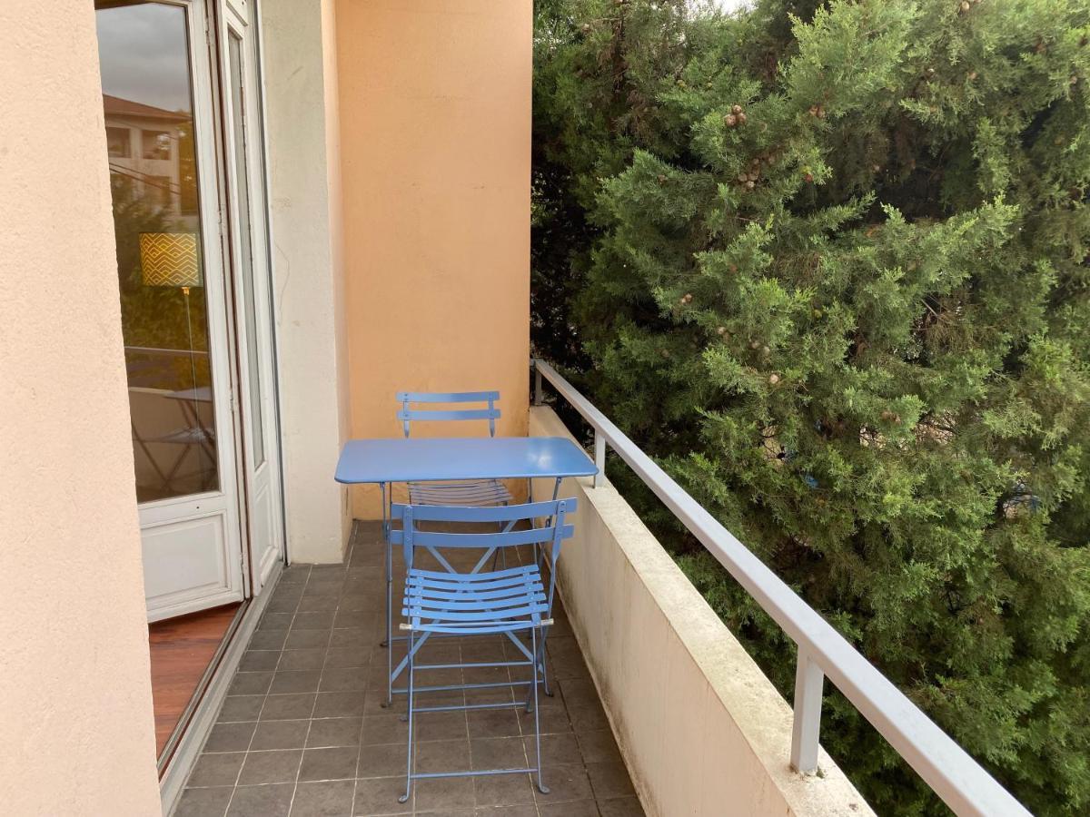Le Balcon De Jules - Charmant Pied-A-Terre - Parking Possible Pour Vehicule De Moins De 4,40 M De Long Lägenhet Lyon Exteriör bild