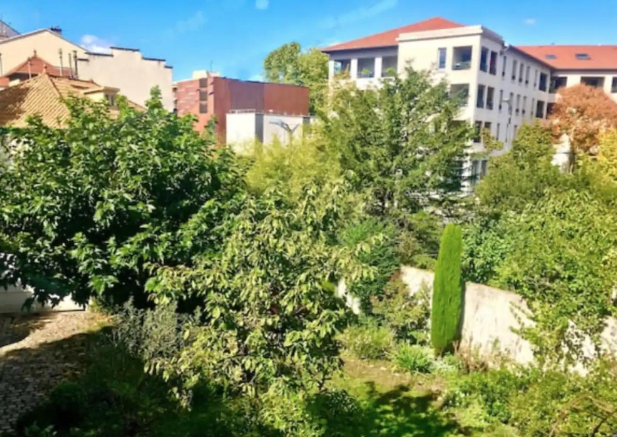 Le Balcon De Jules - Charmant Pied-A-Terre - Parking Possible Pour Vehicule De Moins De 4,40 M De Long Lägenhet Lyon Exteriör bild